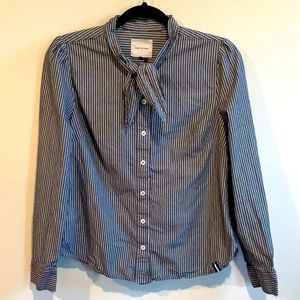 Court & Rowe button up with neck tie accent